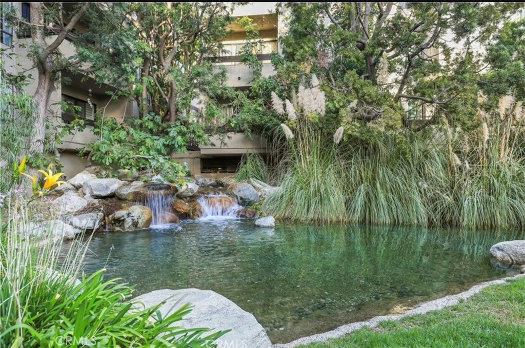 950 N Kings Road 245