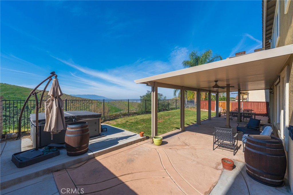 17073 Spring Canyon