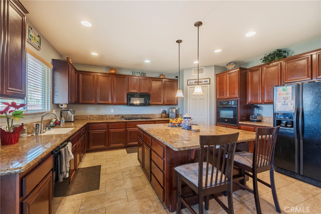 17073 Spring Canyon