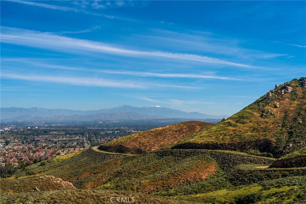 17073 Spring Canyon