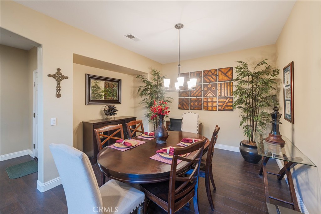 17073 Spring Canyon