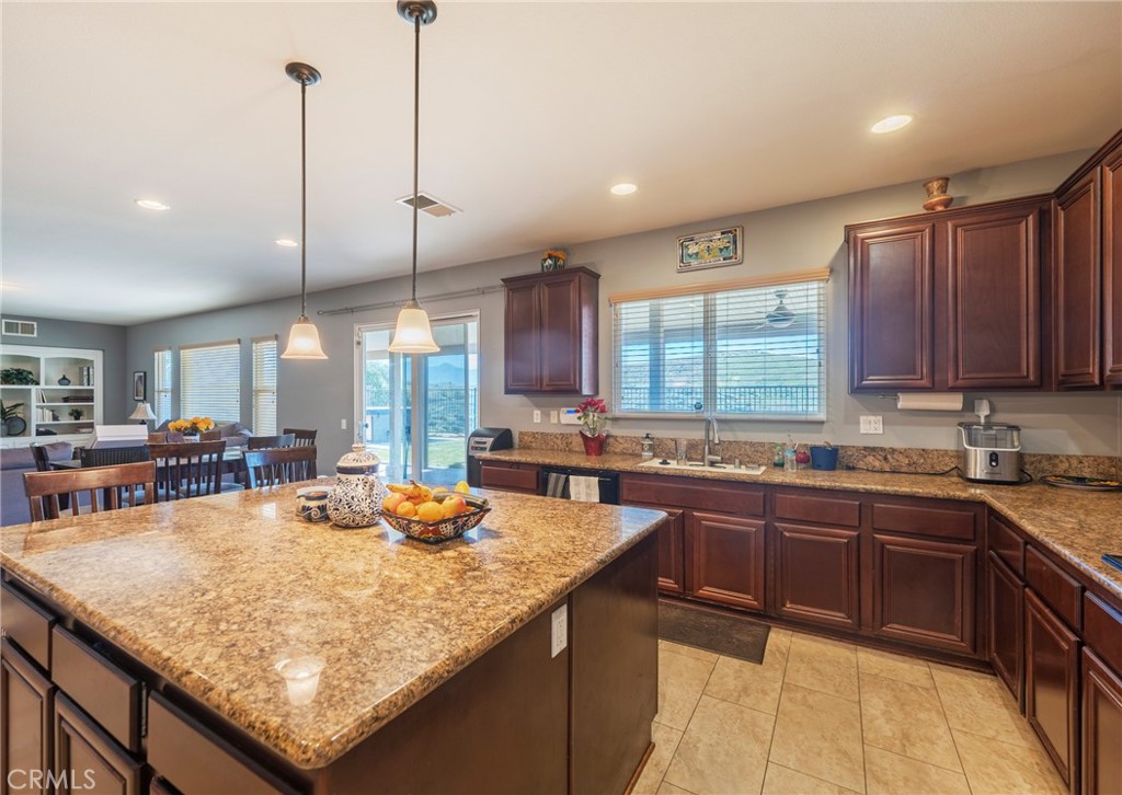 17073 Spring Canyon