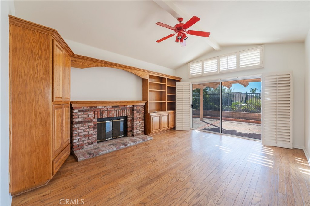 24181 Via Prima Vera