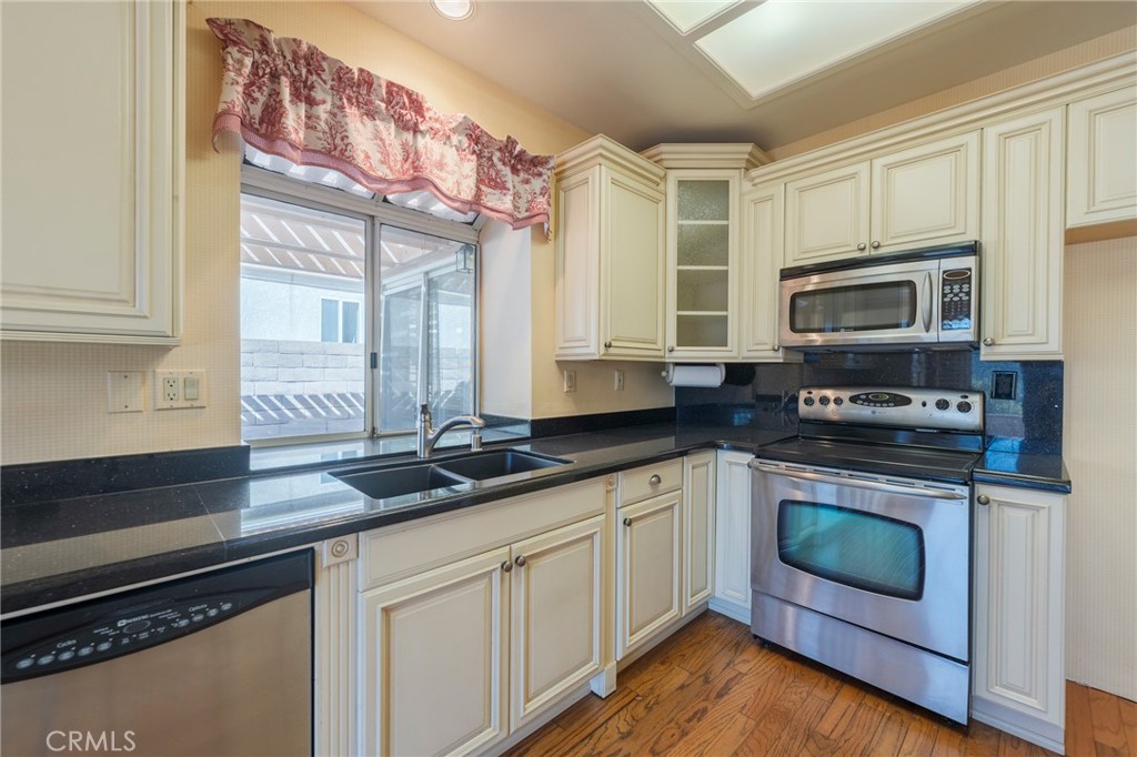 24181 Via Prima Vera