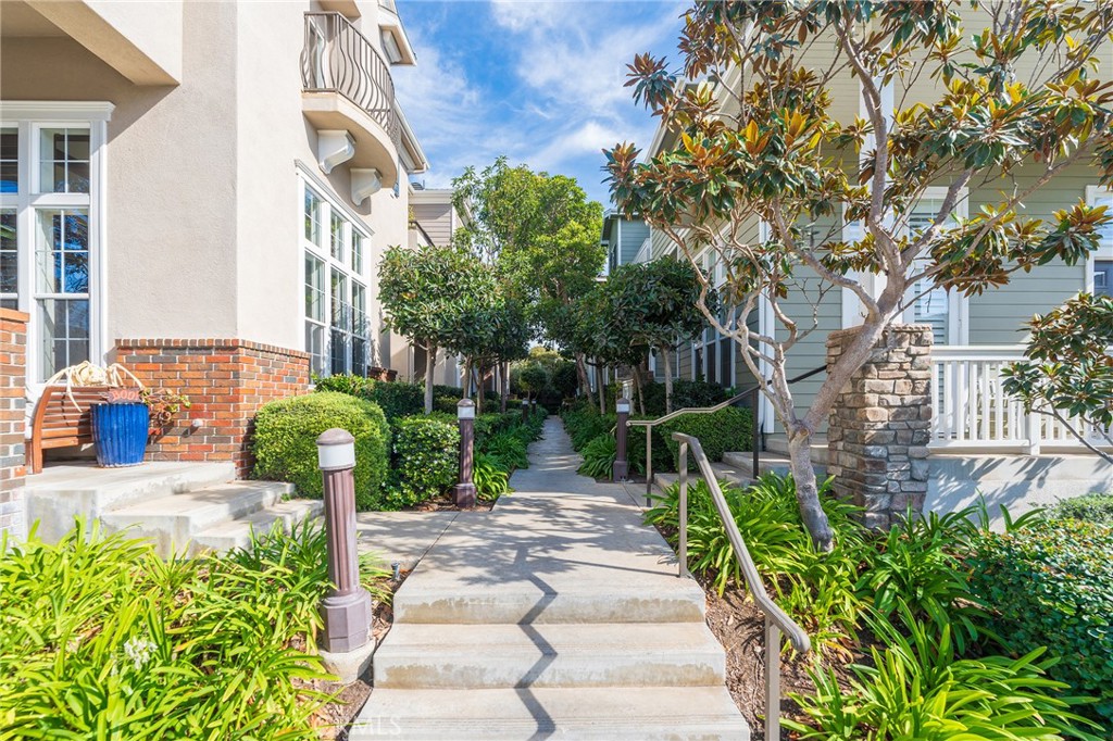 6267 Pacific Pointe Drive