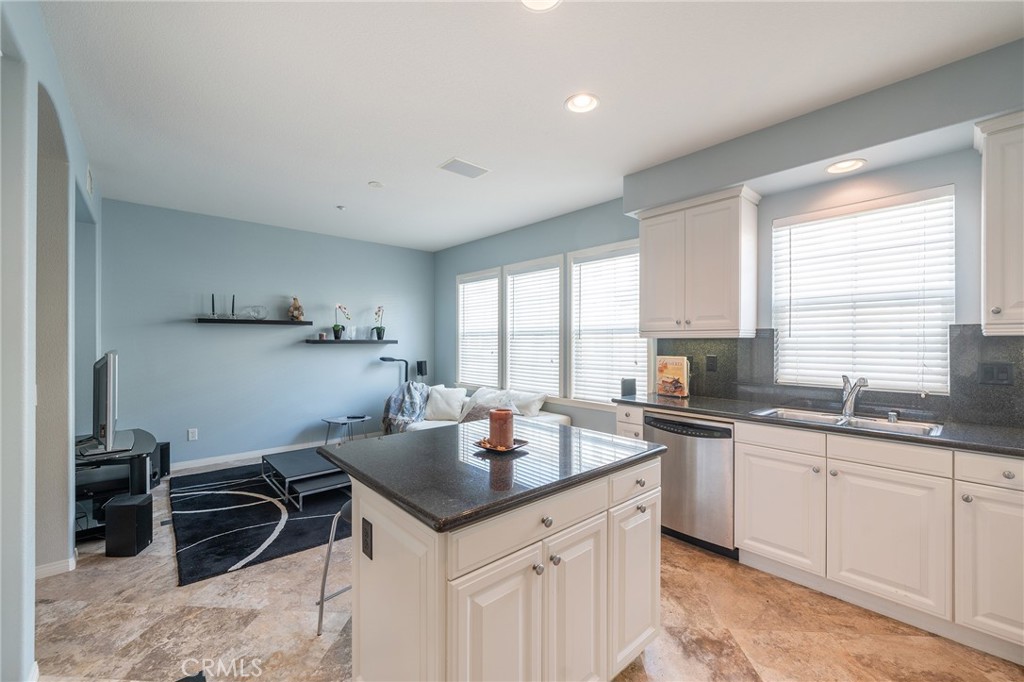 6267 Pacific Pointe Drive