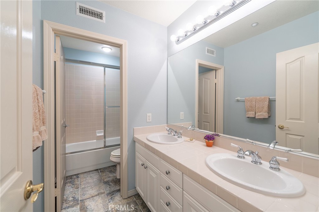 6267 Pacific Pointe Drive