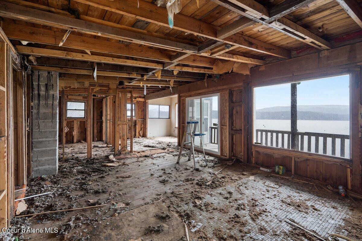 37295 S HIGHWAY 97