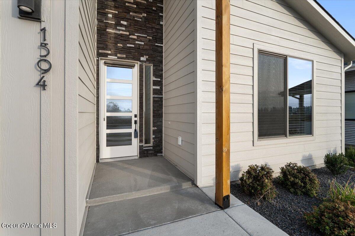 1594 W MOSELLE DR, Coeur d'Alene