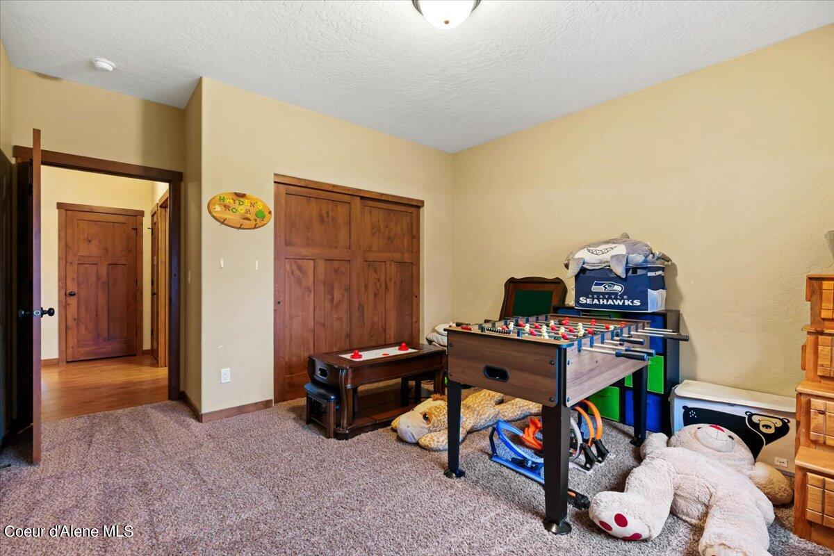 3396 W PARAPET RD
