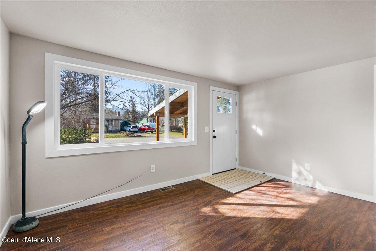 503 E 10TH AVE