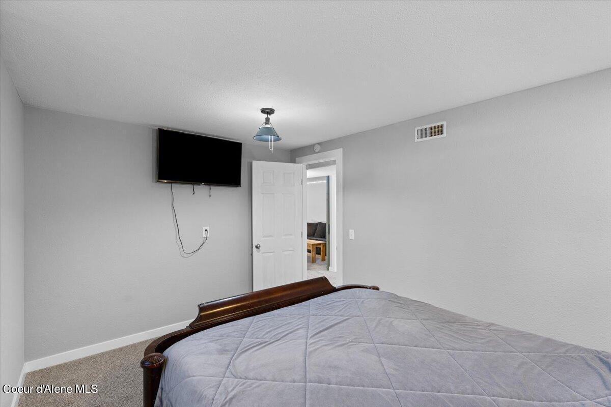 503 E 10TH AVE