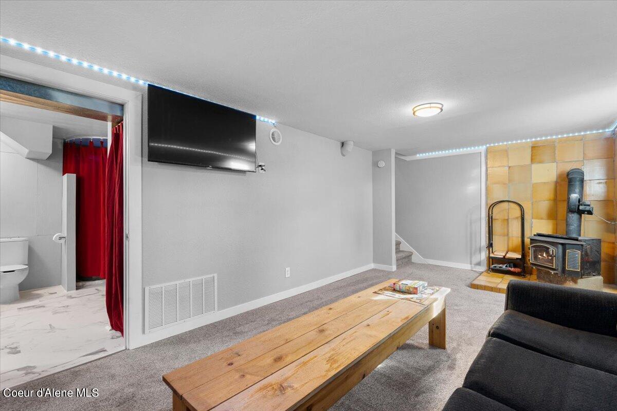 503 E 10TH AVE