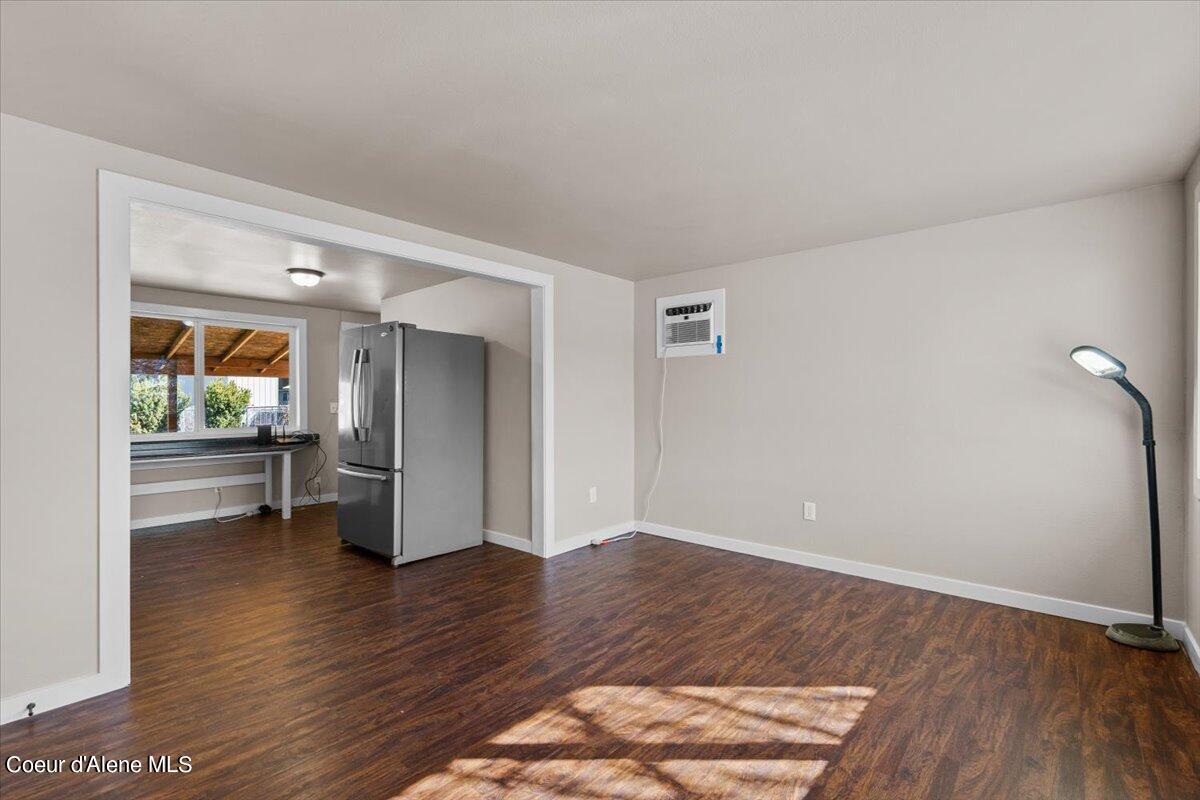 503 E 10TH AVE