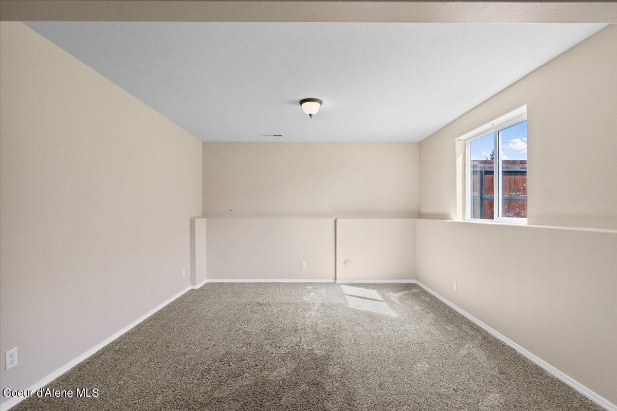7215 N JOANNA DR, Coeur d'Alene