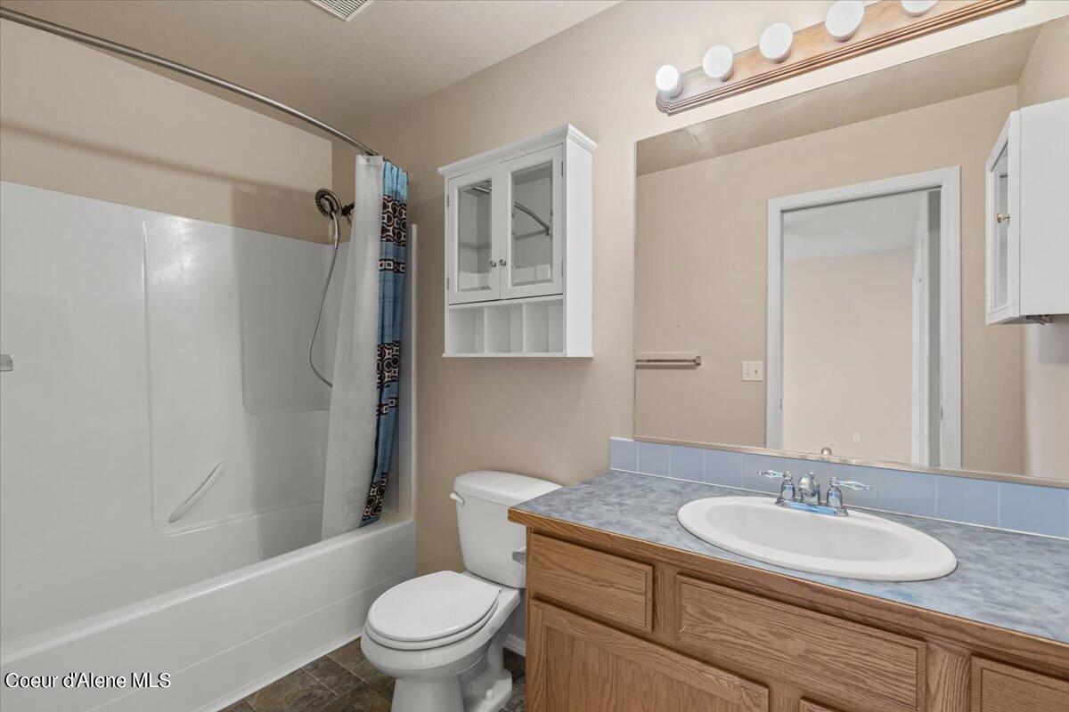 7215 N JOANNA DR, Coeur d'Alene