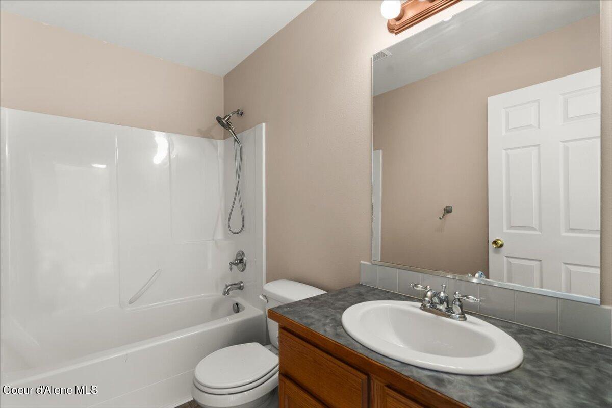 7215 N JOANNA DR, Coeur d'Alene