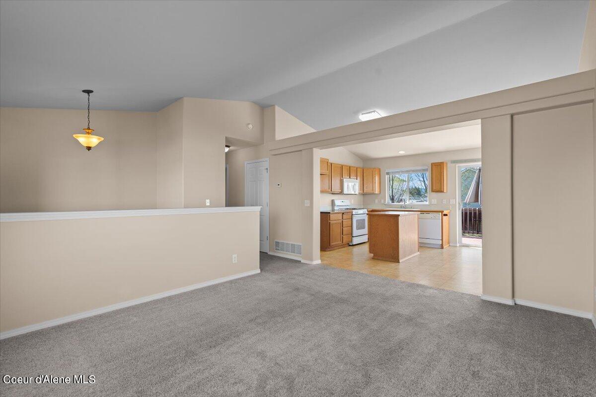 7215 N JOANNA DR, Coeur d'Alene