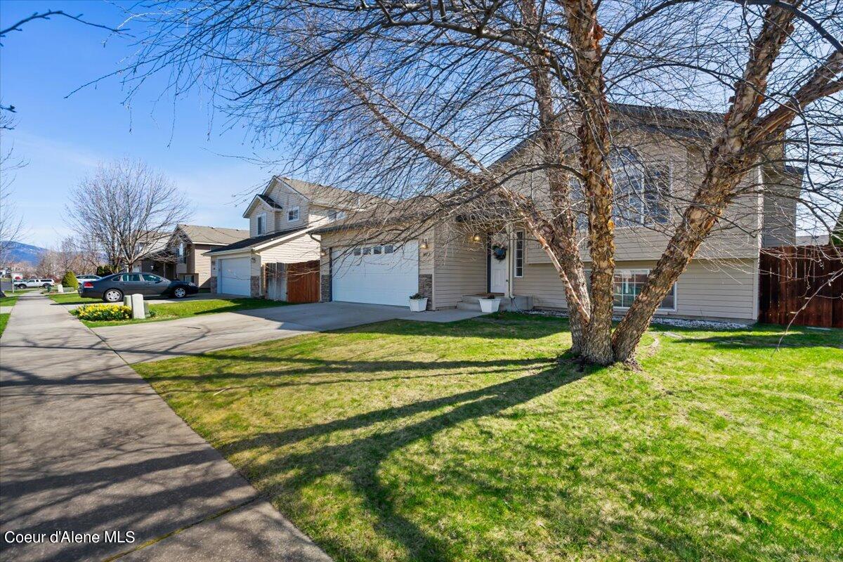 3473 E WHITE SANDS LN