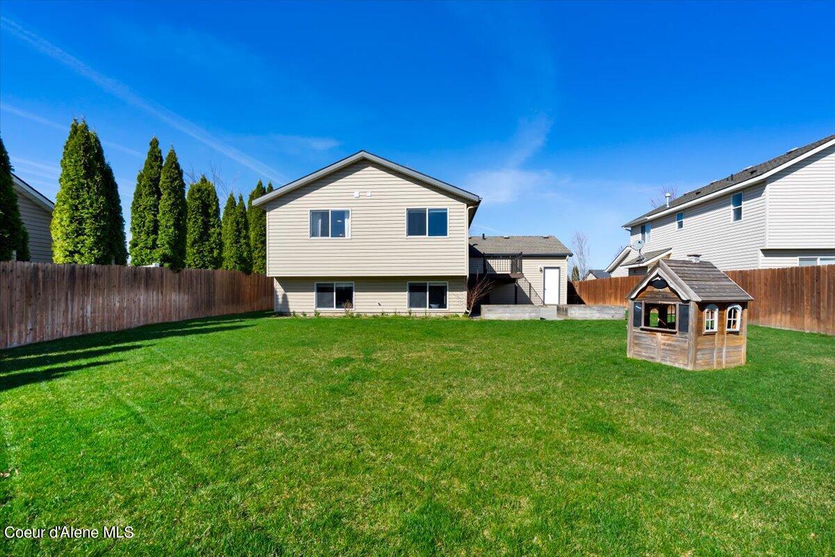3473 E WHITE SANDS LN