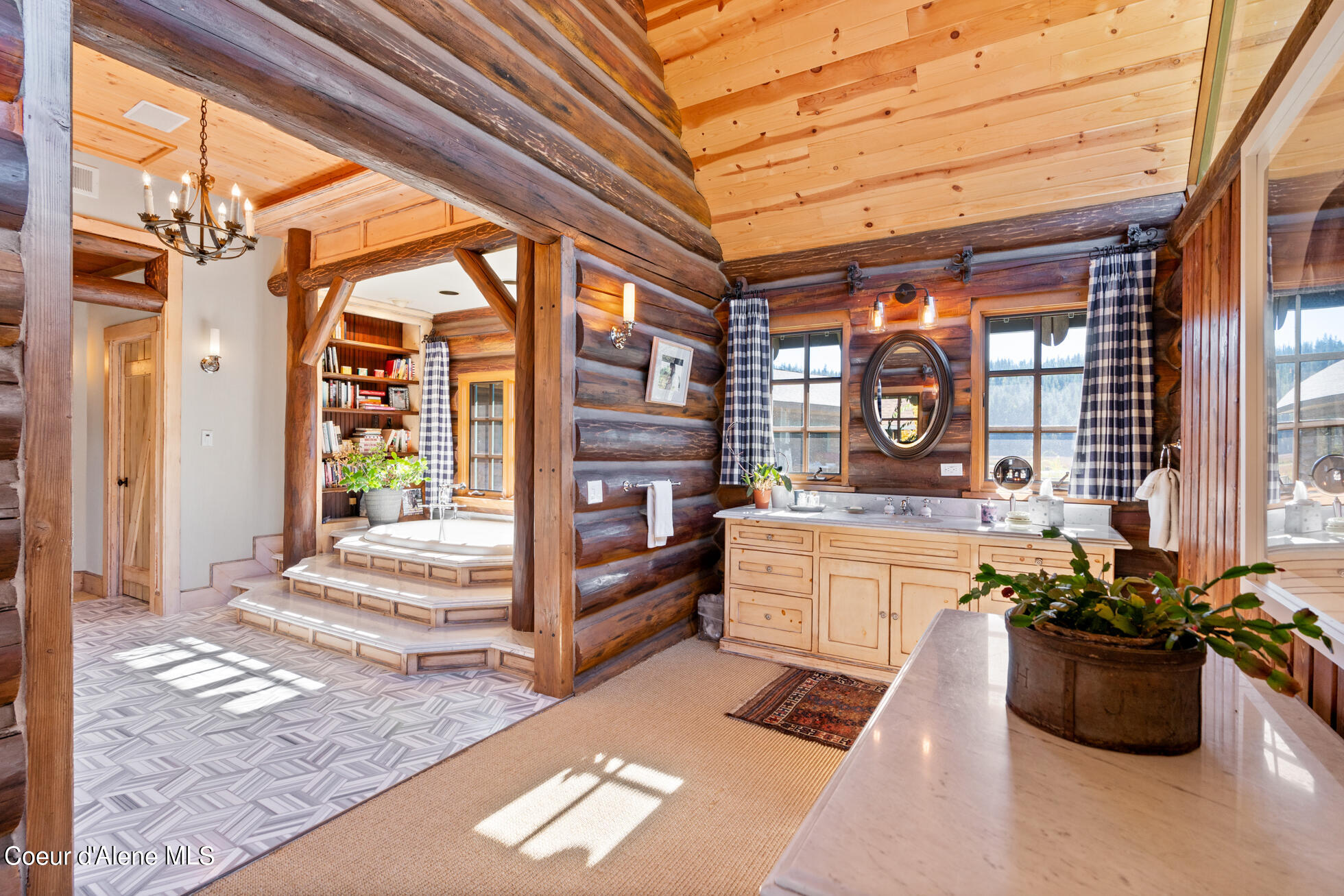 3730 S Highway 95, Coeur d'Alene