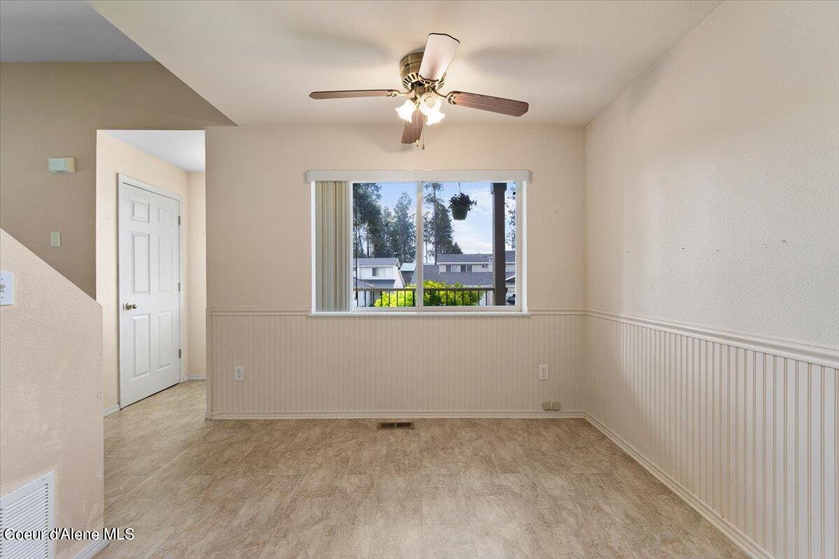 377 E KNOTTY PINE LN, #2, Coeur d'Alene Unit: #2