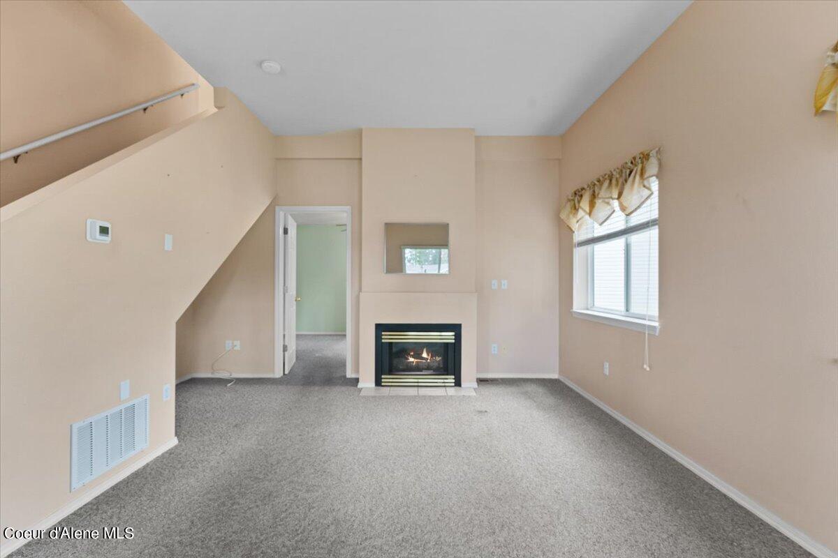 377 E KNOTTY PINE LN, #2, Coeur d'Alene Unit: #2