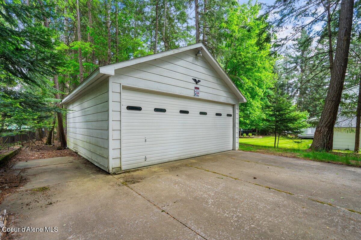 11714 N Friar Dr