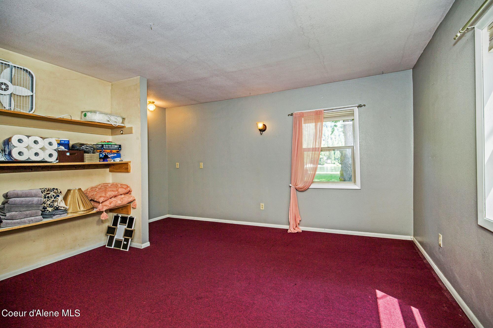 199 Riverlake
