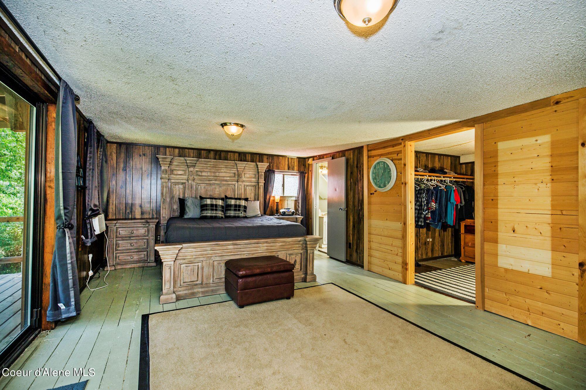199 Riverlake