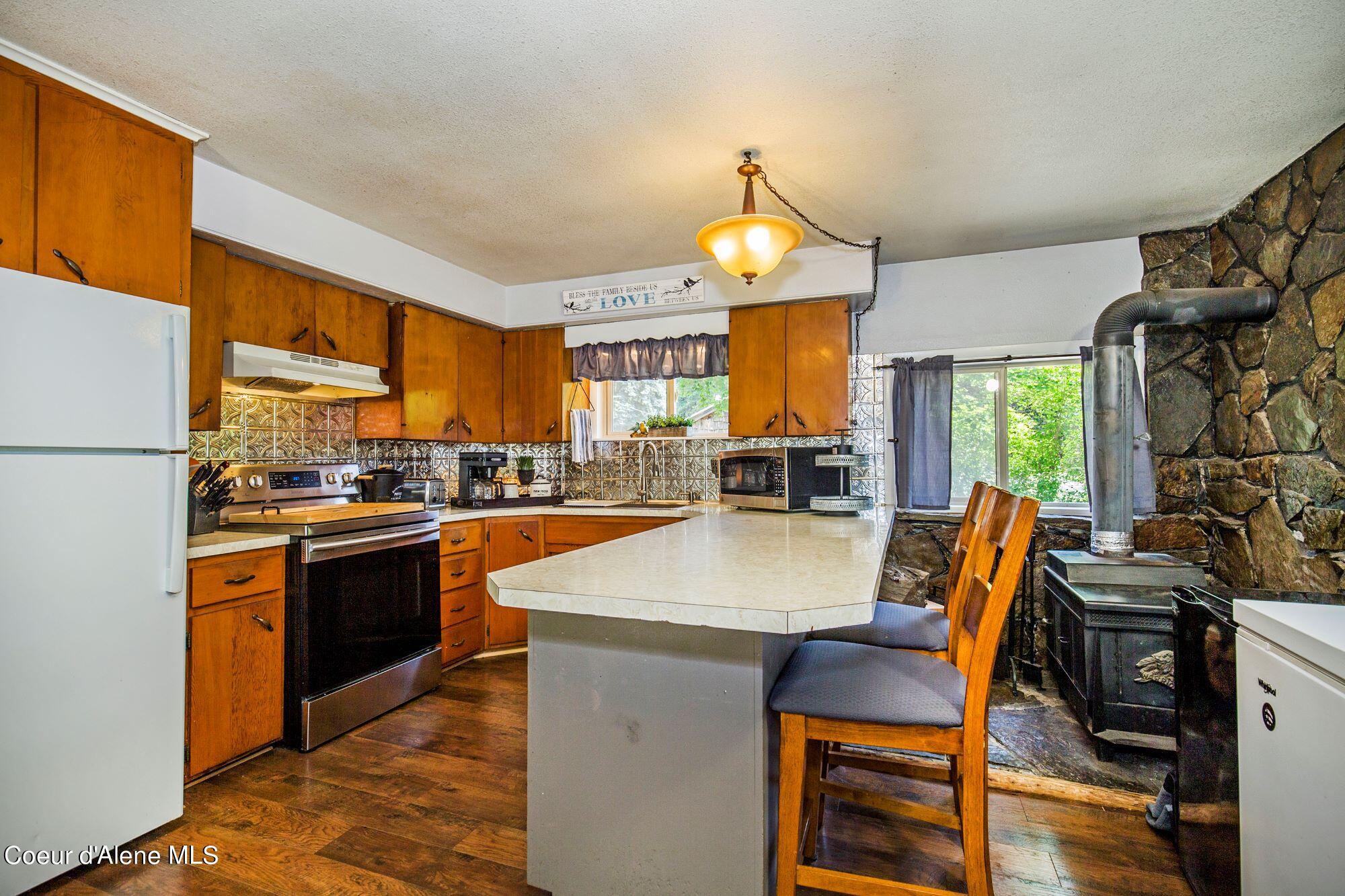 199 Riverlake