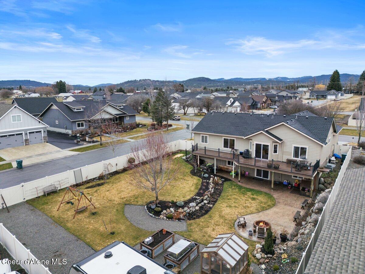 1624 W HYDRILLA AVE