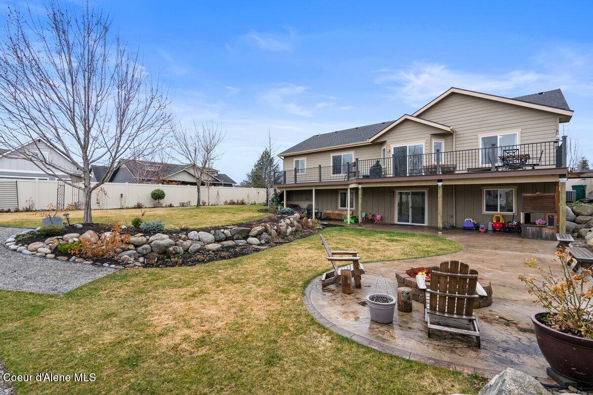 1624 W HYDRILLA AVE