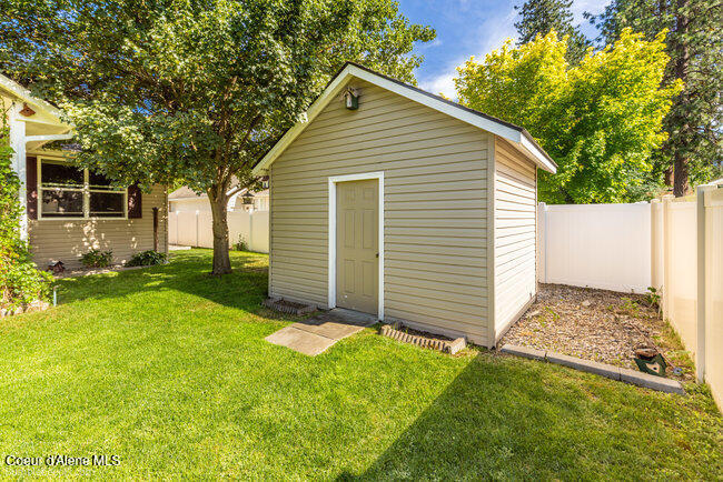 5067 E MOSSBERG CIR