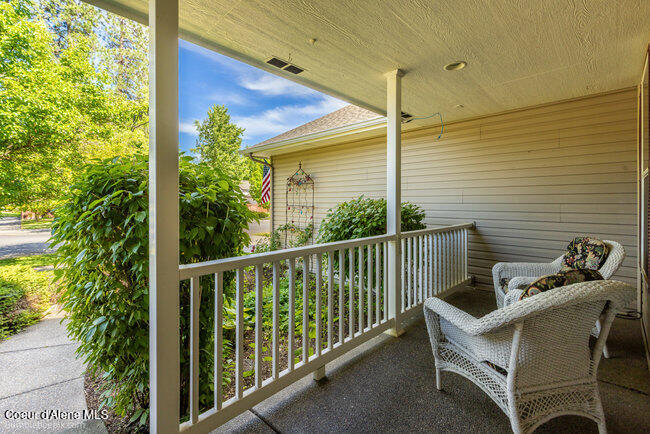 5067 E MOSSBERG CIR