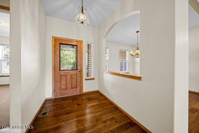 5067 E MOSSBERG CIR