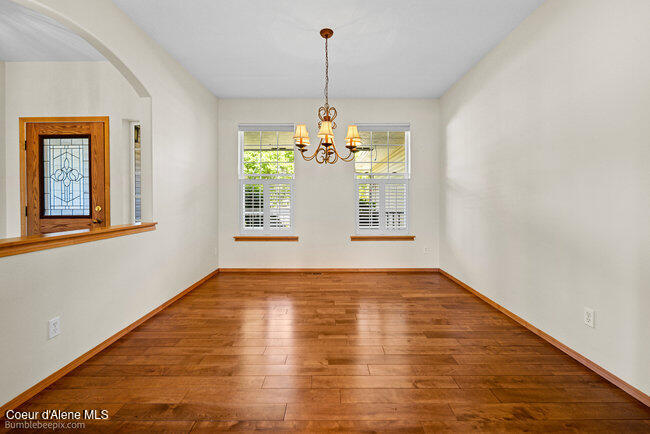 5067 E MOSSBERG CIR