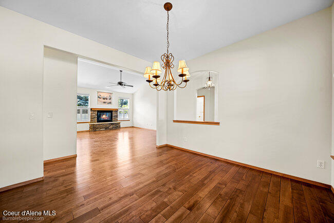 5067 E MOSSBERG CIR