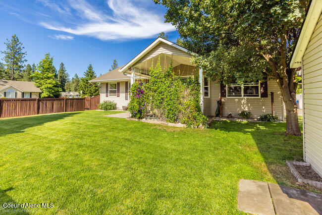 5067 E MOSSBERG CIR
