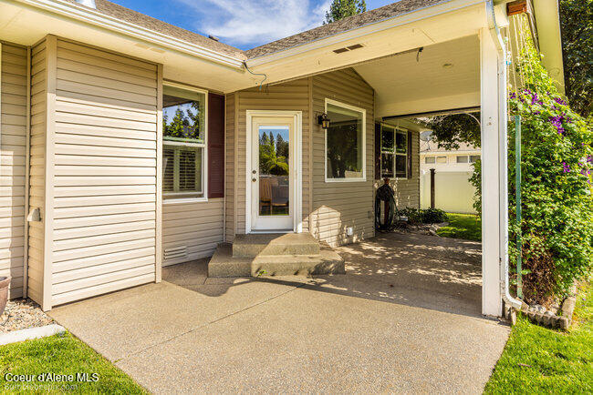 5067 E MOSSBERG CIR