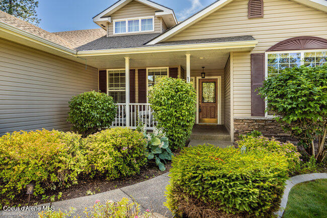 5067 E MOSSBERG CIR