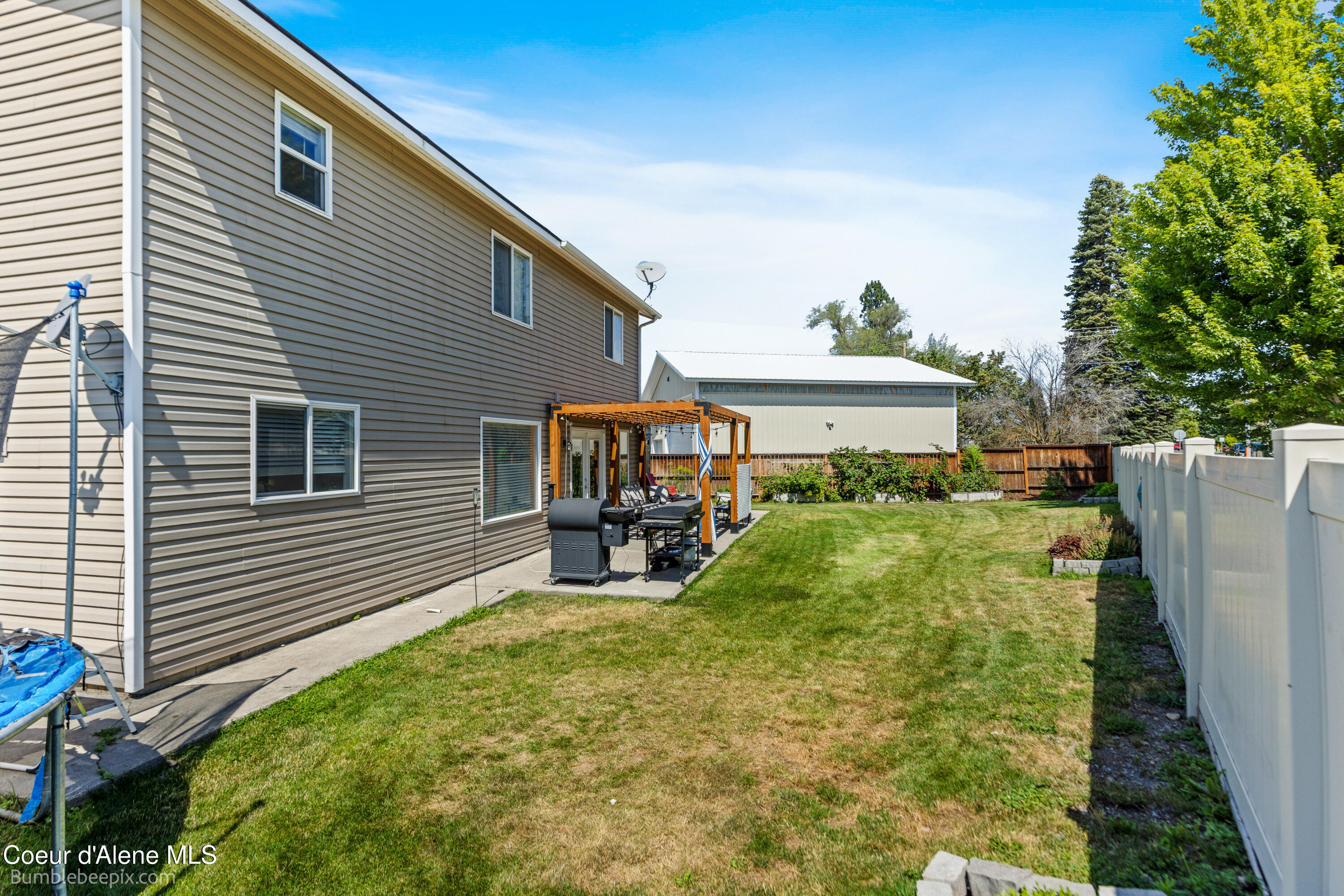 1540 N Gemstone PL