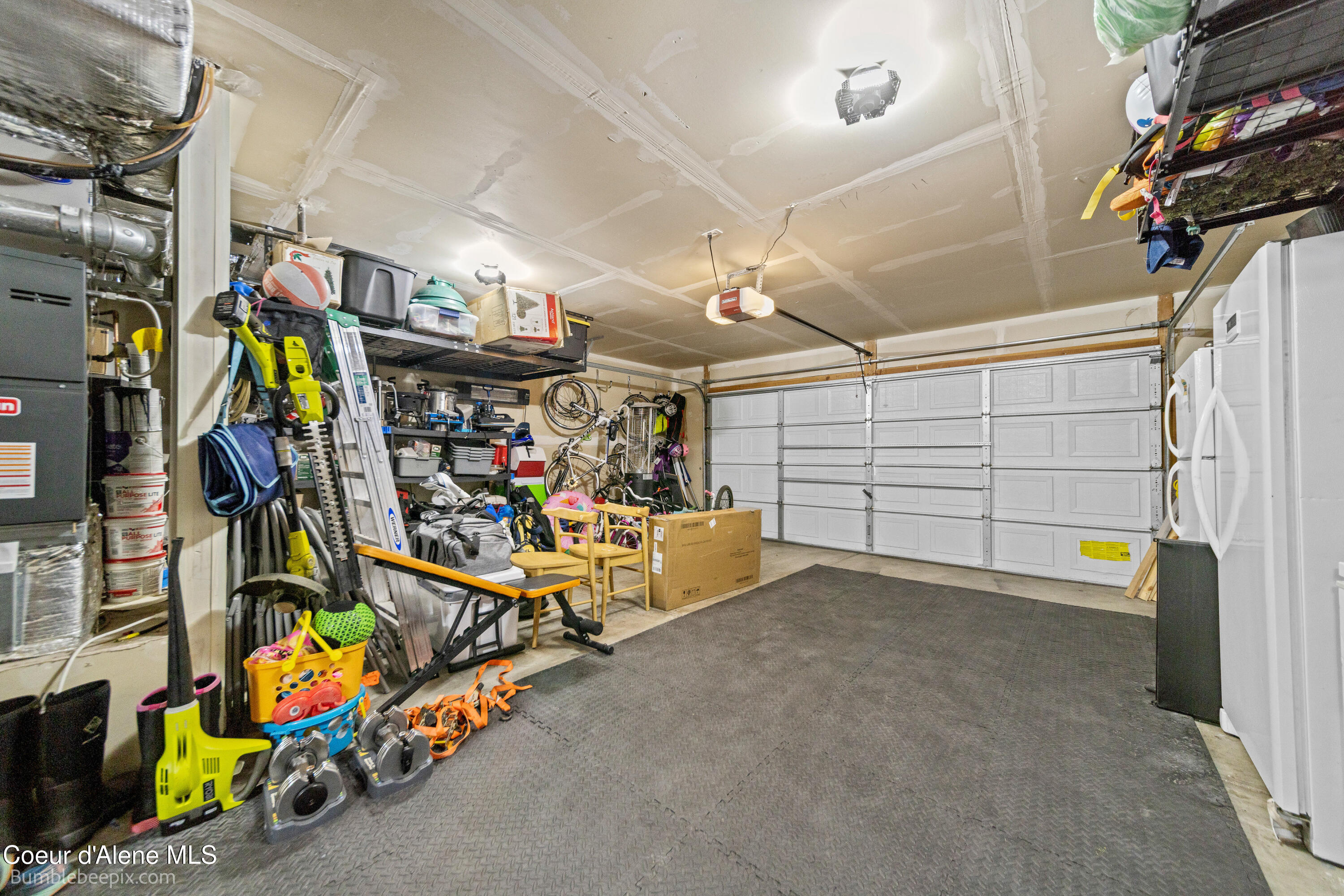 1540 N Gemstone PL