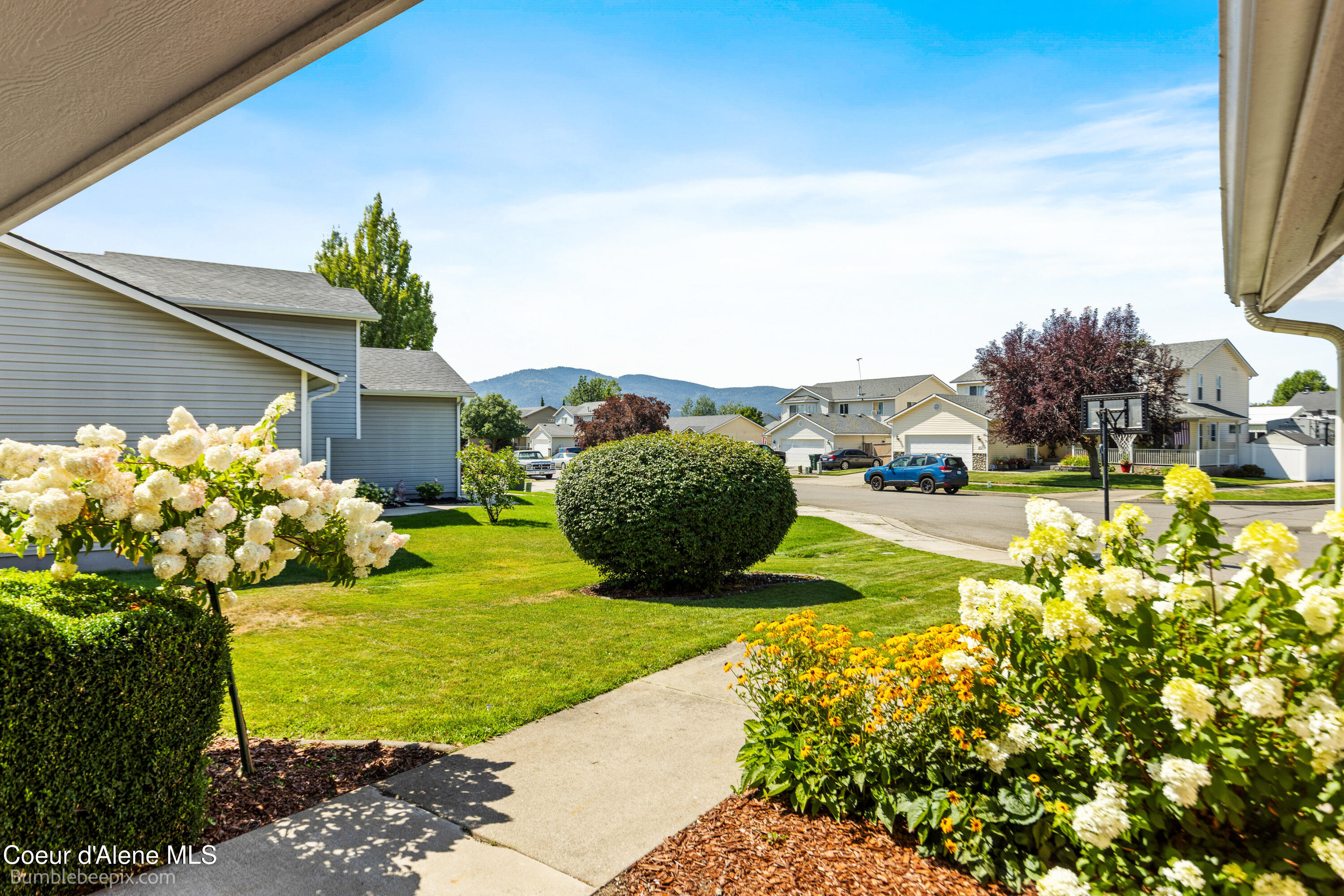1540 N Gemstone PL