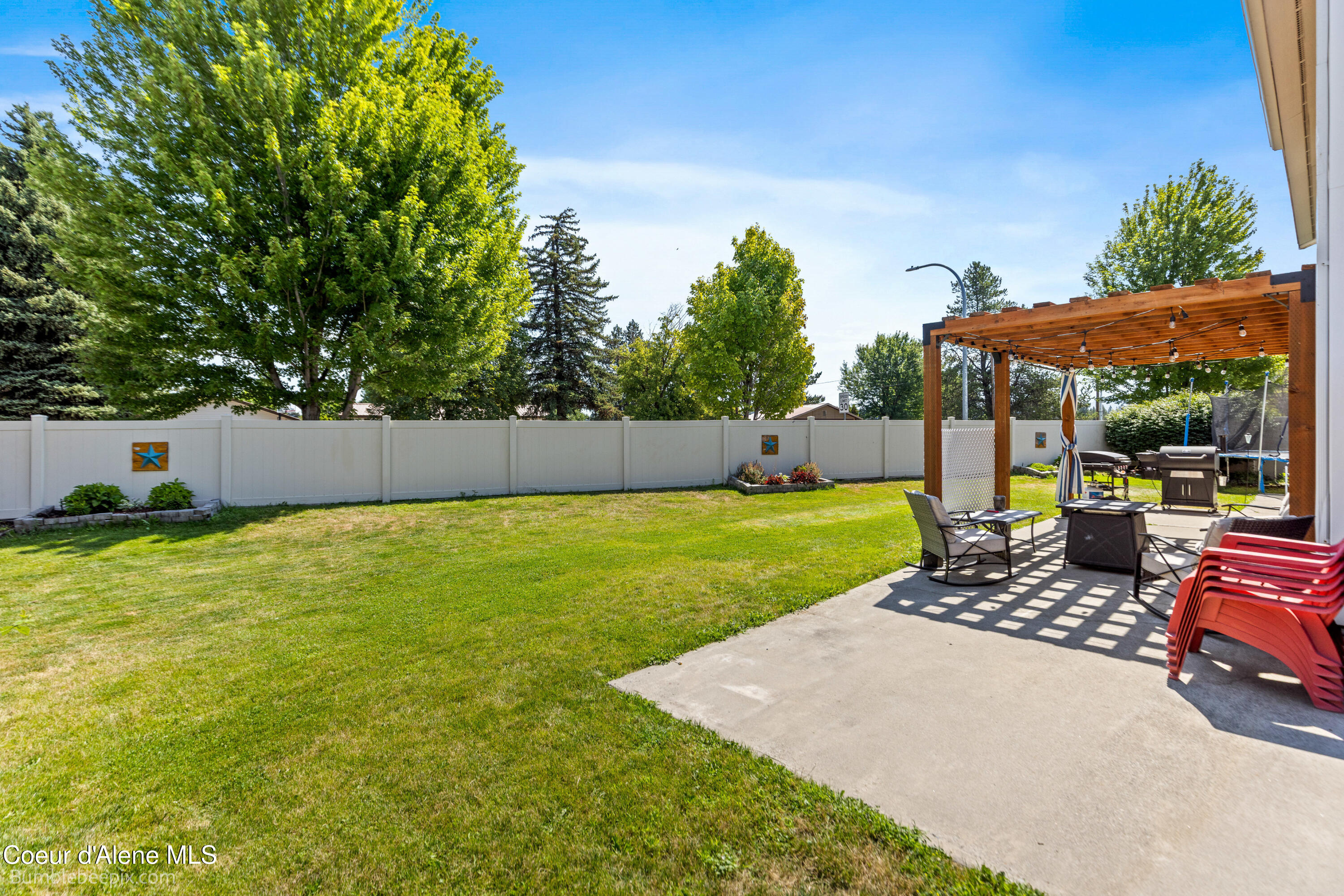 1540 N Gemstone PL