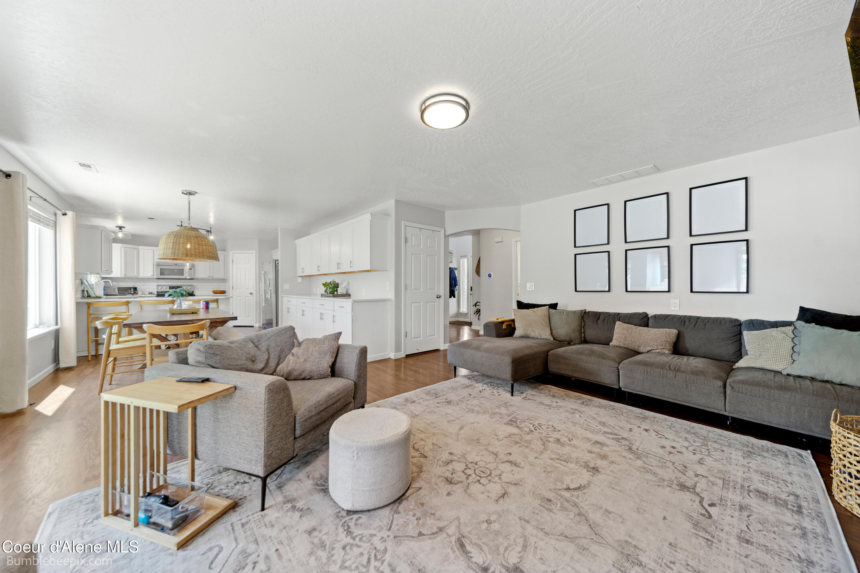 1540 N Gemstone PL