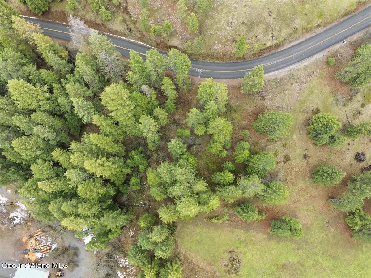 2586 E Fernan Hill RD, Coeur d'Alene