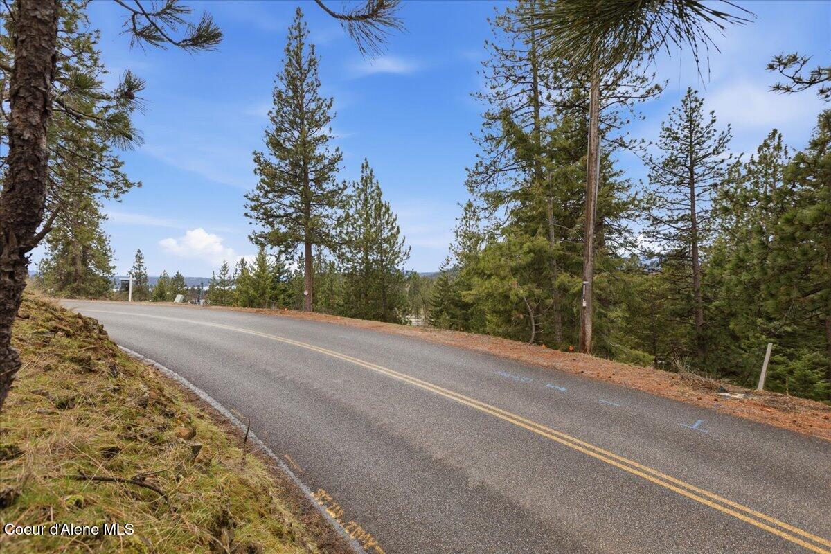 2586 E Fernan Hill RD, Coeur d'Alene