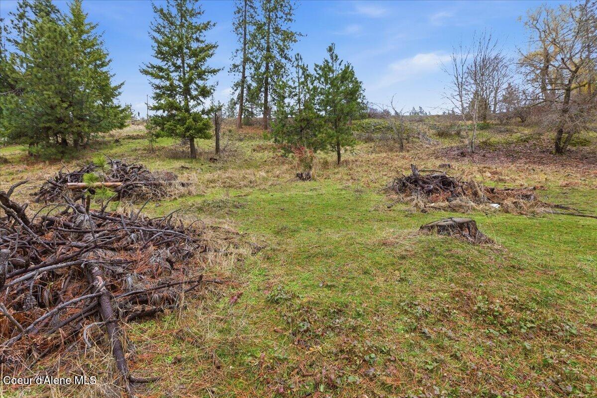 2594 E Fernan Hill RD, Coeur d'Alene