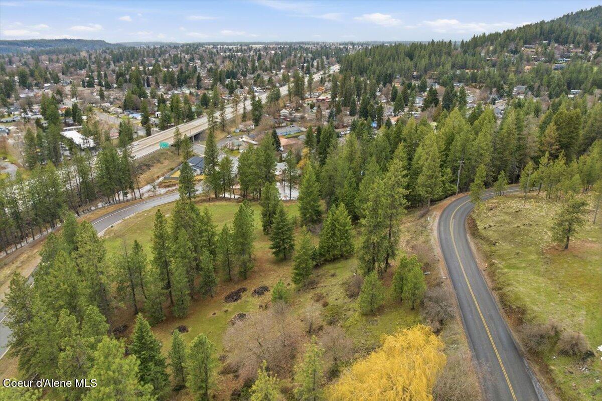 2594 E Fernan Hill RD, Coeur d'Alene